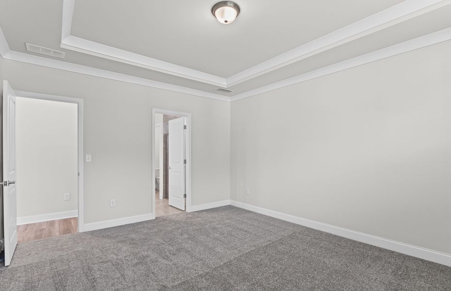 Spacious, unfurnished interior of a new home in Overland, Locust Grove (Image 18).