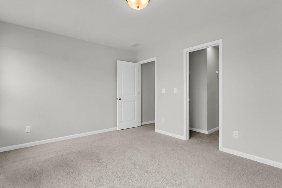 Spacious, unfurnished interior of a new home in High Point at Foxbank, Moncks Corner (Image 19). Spacious, unfurnished interior of a new home in High Point at Foxbank, Moncks Corner (Image 19).
