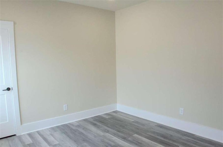 Spacious, unfurnished interior of a new home in , Mansfield (Image 37).