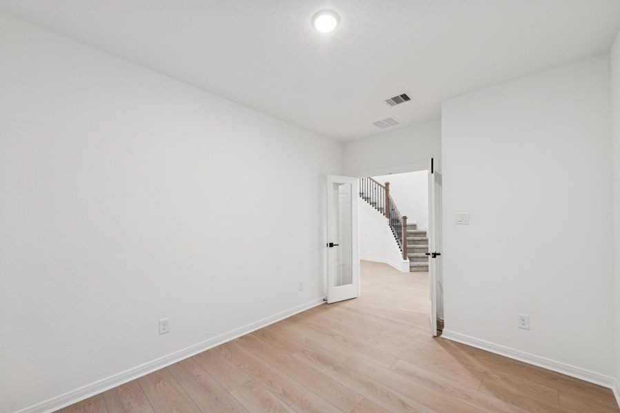 REPRESENTATIVE PHOTO - Photo does not represent actual home options and selection. Ask Sales consultant for specific selections.