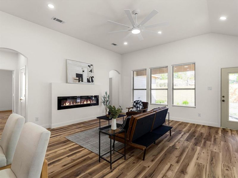 Furnished interior view inside a new home in , Fort Worth (Image 15).