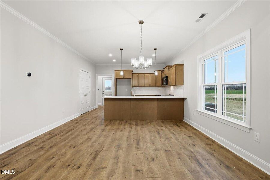 18-608 S Vance St-18