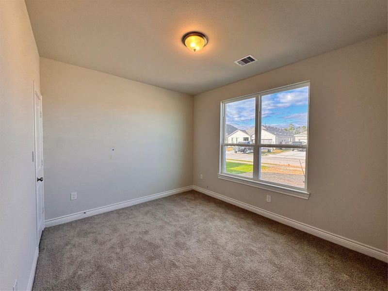 Spacious, unfurnished interior of a new home in Grand Oaks Reserve, Cleveland (Image 15). Spacious, unfurnished interior of a new home in Grand Oaks Reserve, Cleveland (Image 15).