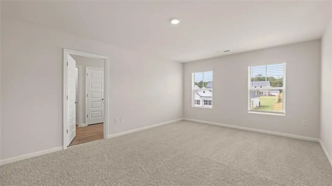 Spacious, unfurnished interior of a new home in Twin Lakes, Hoschton (Image 15).