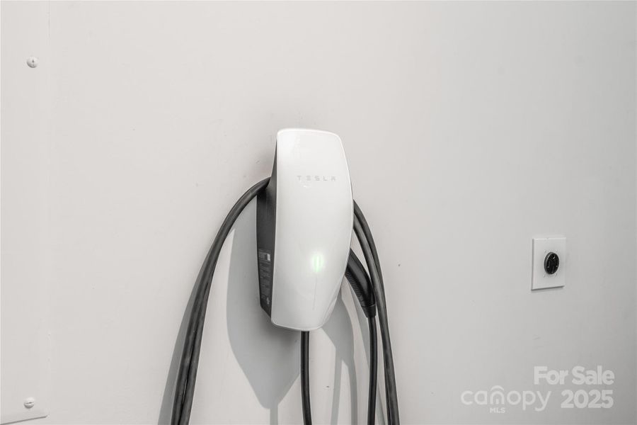 Close-up of interior finishes inside a home in , Mooresville (Image 19). Close-up of interior finishes inside a home in , Mooresville (Image 19).