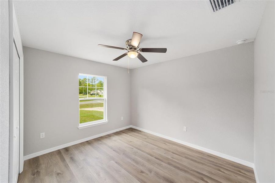 Spacious, unfurnished interior of a new home in , Dunnellon (Image 15).