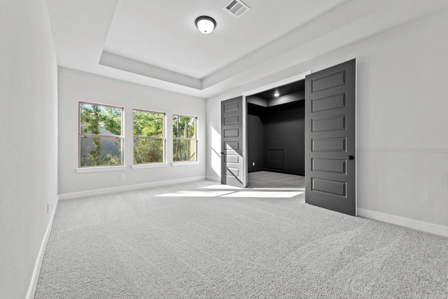 Representative image. Features, specifications, selections and colors may vary.