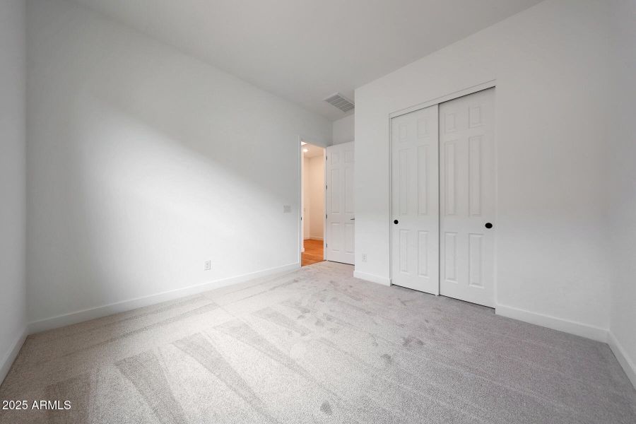 PHX_Landmarke_Lot 1191_Crimson_281_bed3