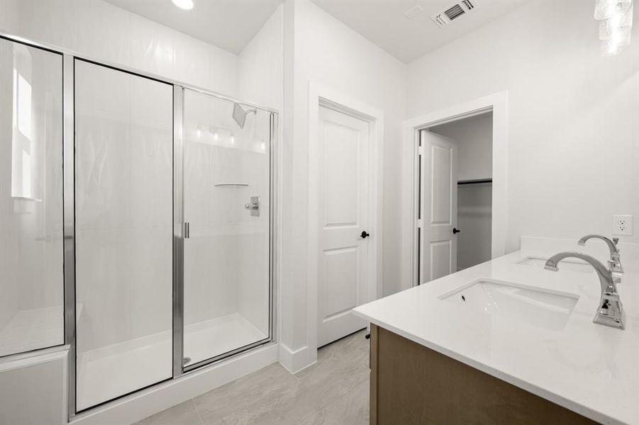 1509 Laurel- Primary SUite-3