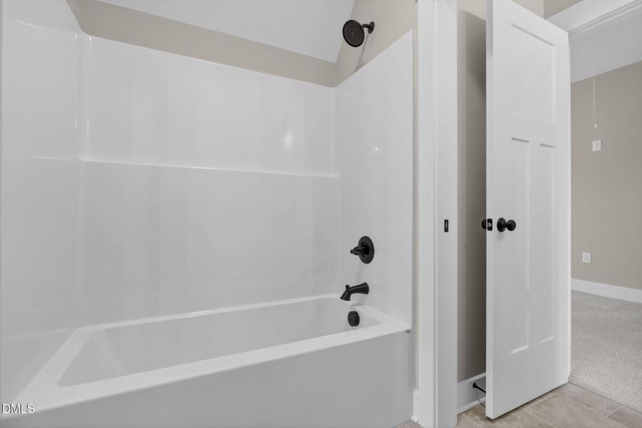 41-web-or-mls-529-hillard-ln-annice-broa