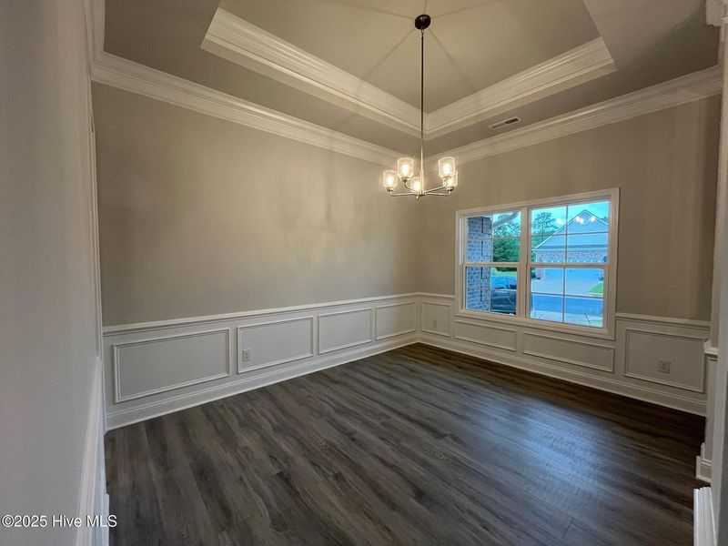 Spacious, unfurnished interior of a new home in Palmetto Creek, Bolivia (Image 13).