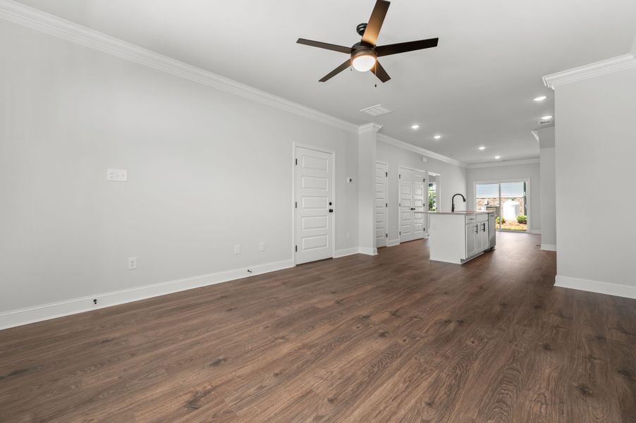 Spacious, unfurnished interior of a new home in Saddlebrook, Murfreesboro (Image 21).