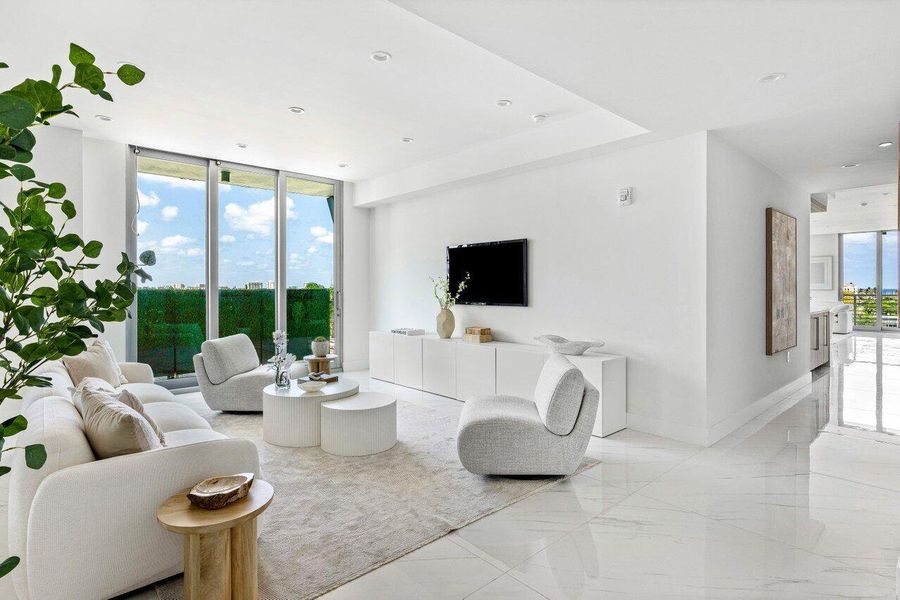 Furnished interior view inside a new home in Royal Palm Residences, Boca Raton (Image 21). Furnished interior view inside a new home in Royal Palm Residences, Boca Raton (Image 21).