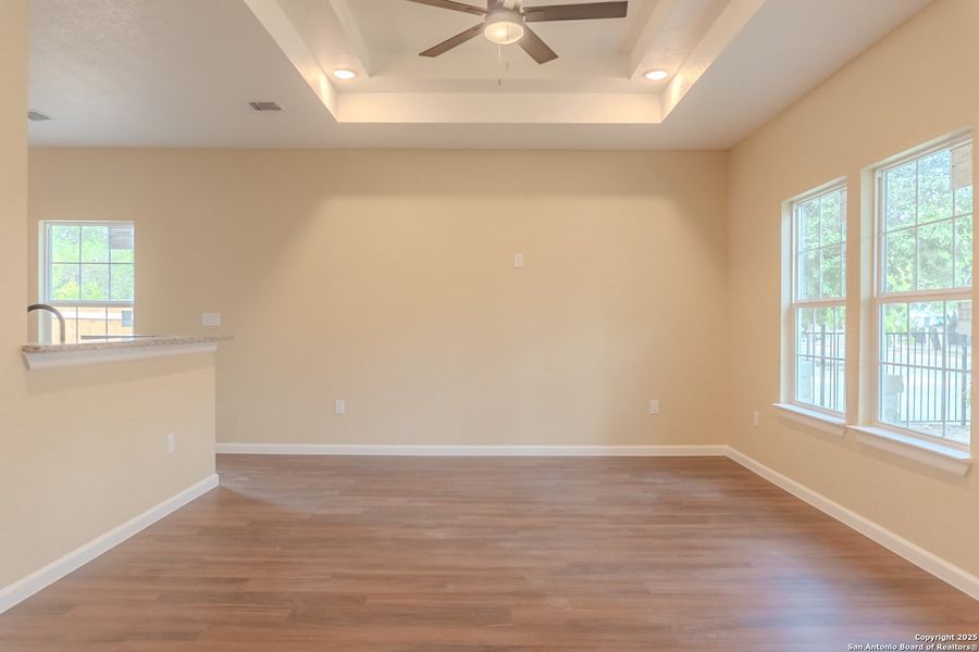 Spacious, unfurnished interior of a new home in , San Antonio (Image 10).