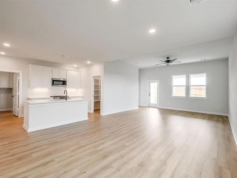 Spacious, unfurnished interior of a new home in Emberly, Beasley (Image 20).