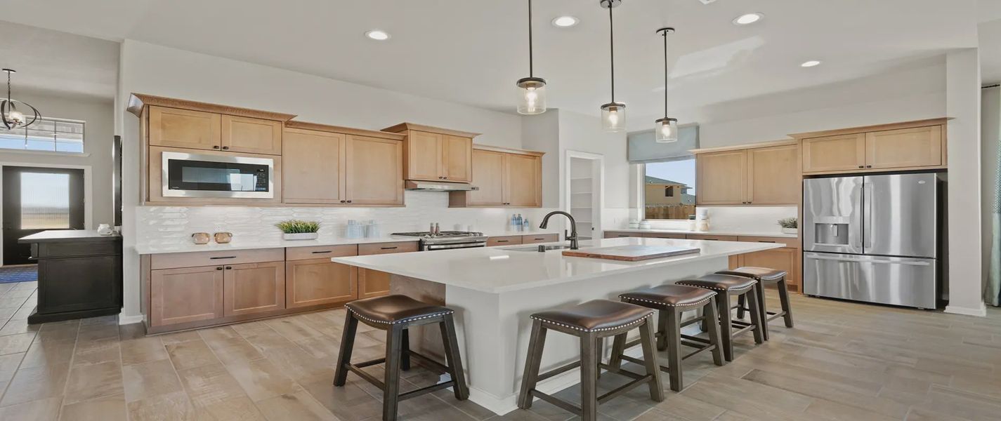 Representative furnished interior of a home built from the Hillcrest by Chesmar Homes in Wood Leaf Reserve, Tomball (Image 8). Representative furnished interior of a home built from the Hillcrest by Chesmar Homes in Wood Leaf Reserve, Tomball (Image 8).
