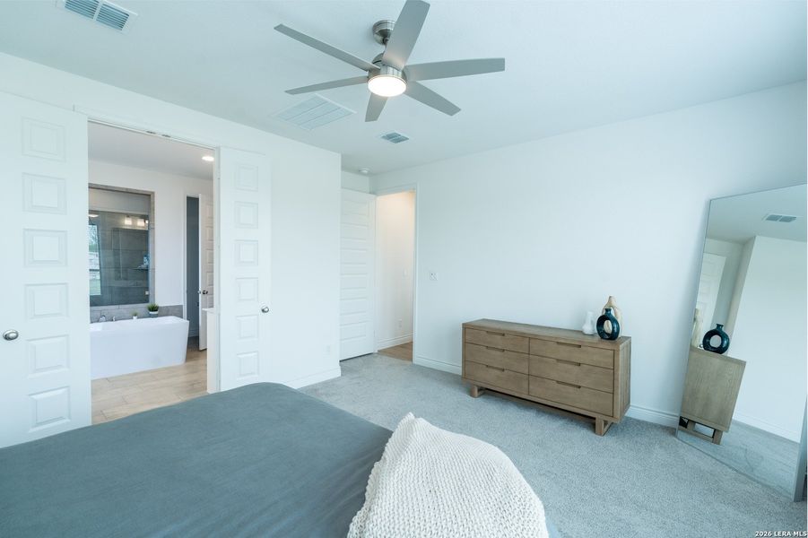 Image 38 of a home in .