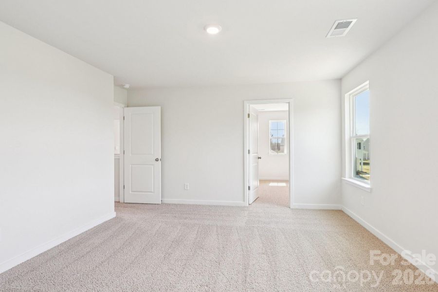 Spacious, unfurnished interior of a new home in Woodhaven at Chester, Chester (Image 25).