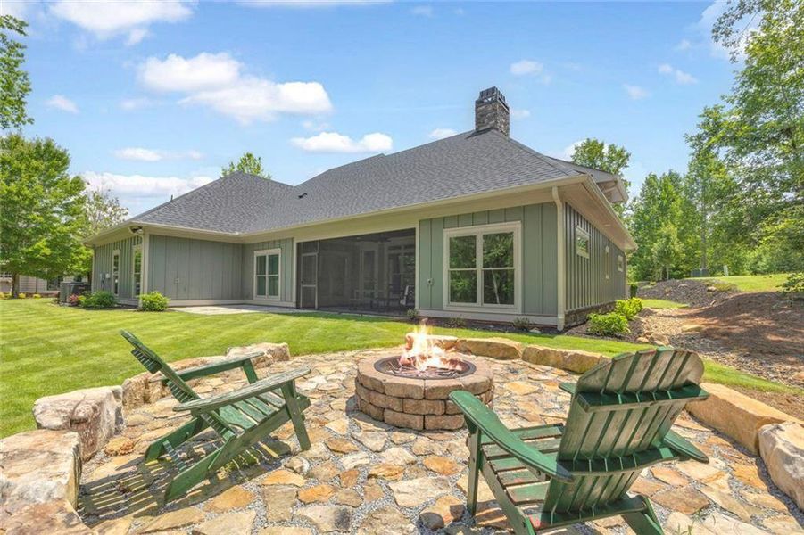 Exterior details and patio area of a home in , Toccoa (Image 31).