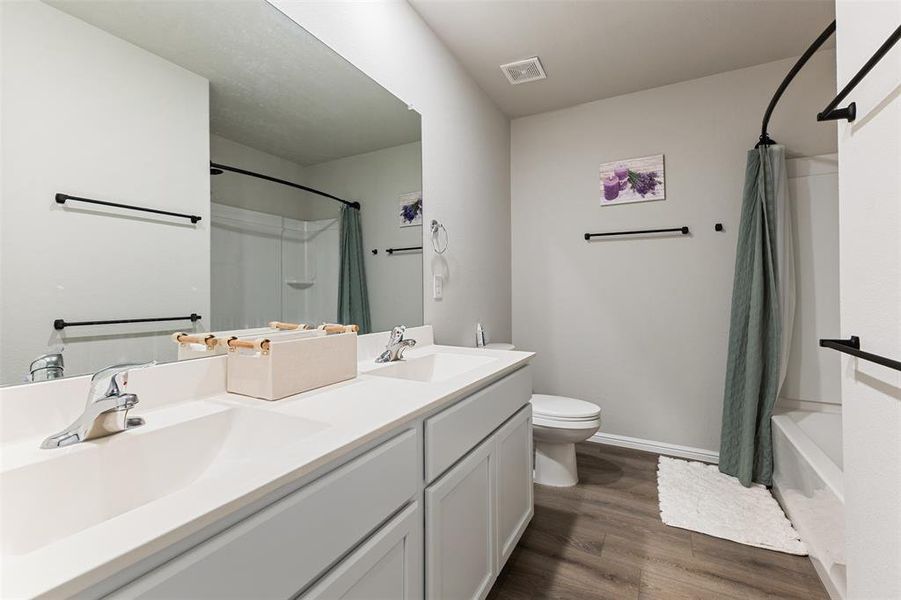 Furnished interior view inside a new home in , Venus (Image 14). Furnished interior view inside a new home in , Venus (Image 14).