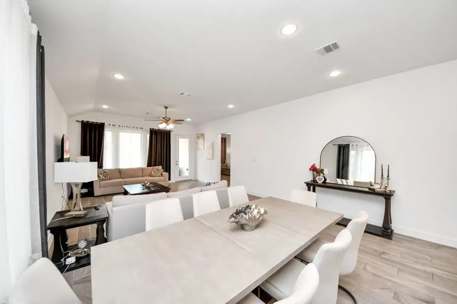 Image 32 of a home in Bridgeland 45'. Image 32 of a home in Bridgeland 45'.