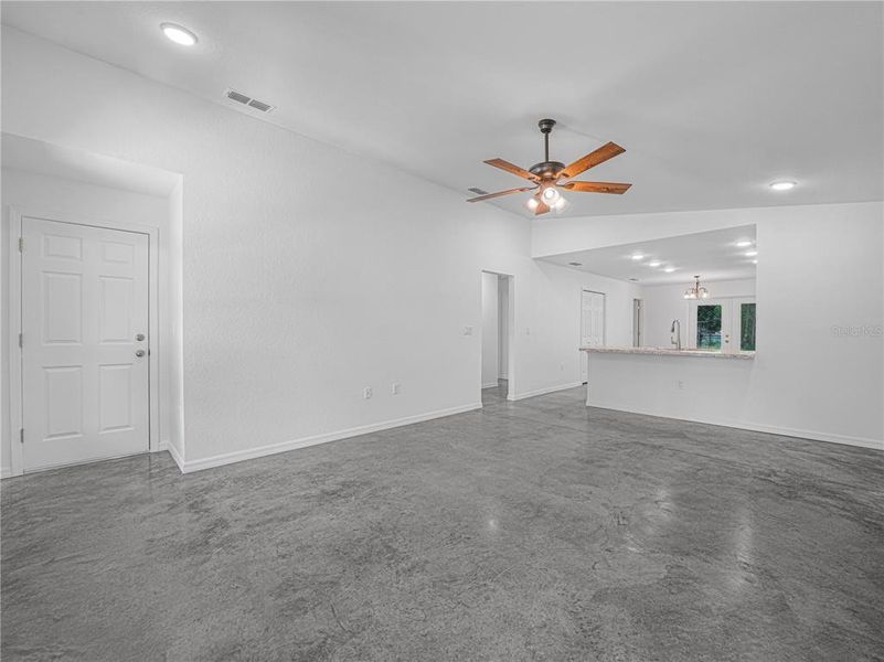 Spacious, unfurnished interior of a new home in , Auburndale (Image 15). Spacious, unfurnished interior of a new home in , Auburndale (Image 15).