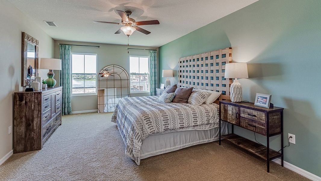 Furnished interior view inside a new home in Silverstone North, Palmetto (Image 8).