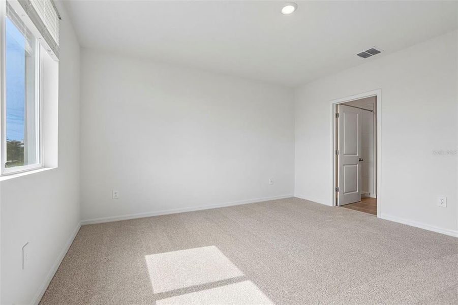 Spacious, unfurnished interior of a new home in Benton Hills - Premier Series, Brooksville (Image 32).