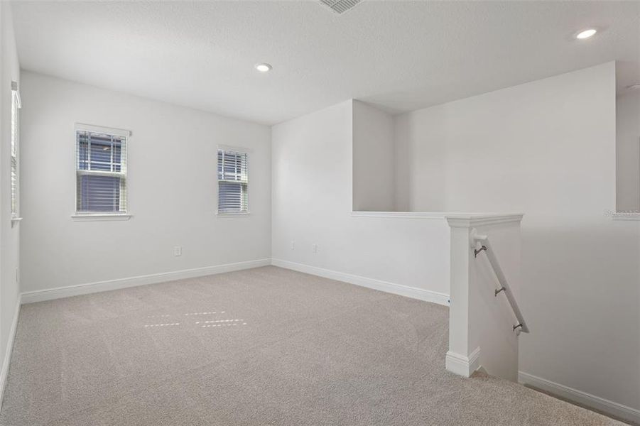 Spacious, unfurnished interior of a new home in Cyrene at Minneola, Minneola (Image 35).