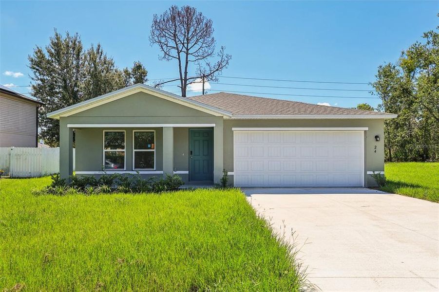 Exterior details and patio area of a home in Poinciana Village, Kissimmee (Image 1). Exterior details and patio area of a home in Poinciana Village, Kissimmee (Image 1).