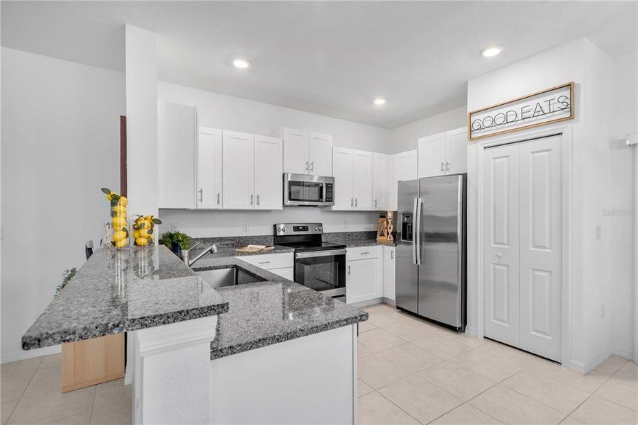 Furnished interior view inside a new home in , Land O' Lakes (Image 7).