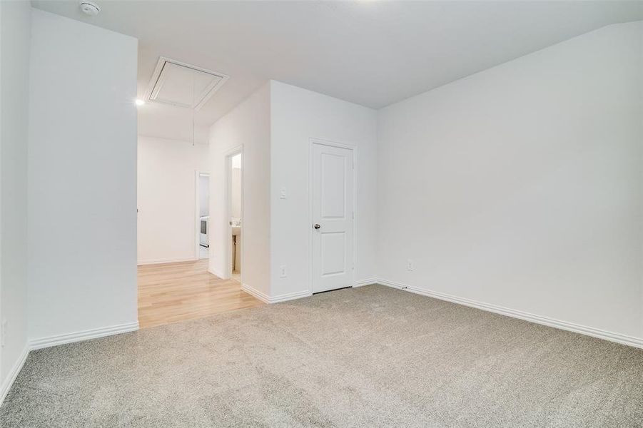 Spacious, unfurnished interior of a new home in River Ridge, Crandall (Image 18).