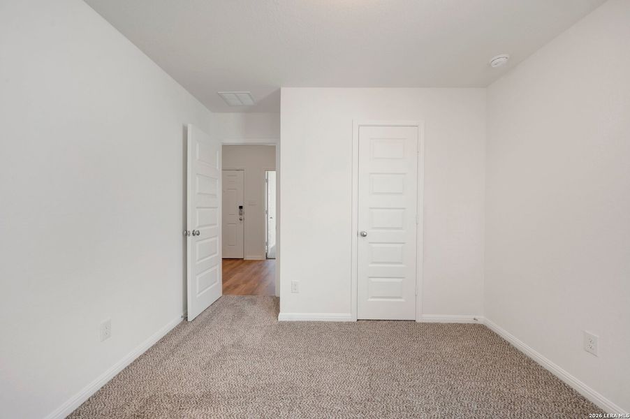 Spacious, unfurnished interior of a new home in Verano Farms, Von Ormy (Image 35). Spacious, unfurnished interior of a new home in Verano Farms, Von Ormy (Image 35).