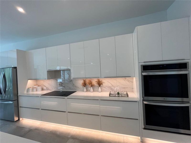 Furnished interior view inside a new home in , Sarasota (Image 8).
