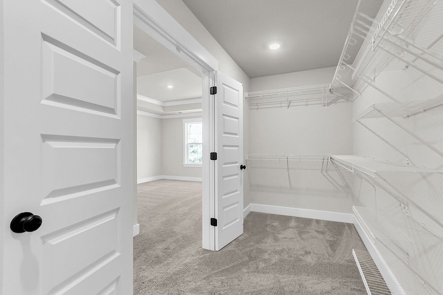 Spacious, unfurnished interior of a new home in Pineland Preserve, Summerville (Image 41). Spacious, unfurnished interior of a new home in Pineland Preserve, Summerville (Image 41).
