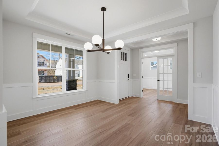 Spacious, unfurnished interior of a new home in Rone Creek, Waxhaw (Image 33).