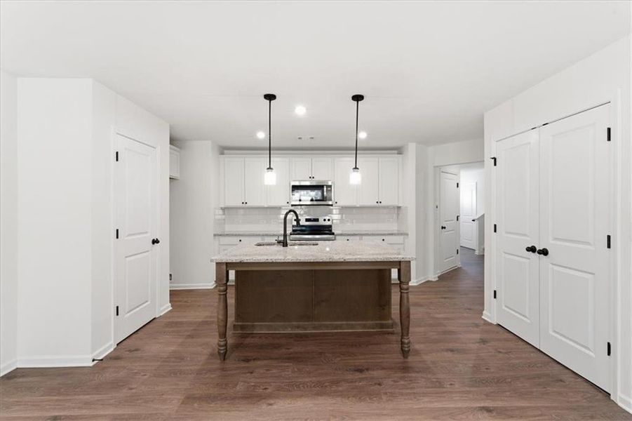 Furnished interior view inside a new home in Silver Leaf, Dawsonville (Image 5).