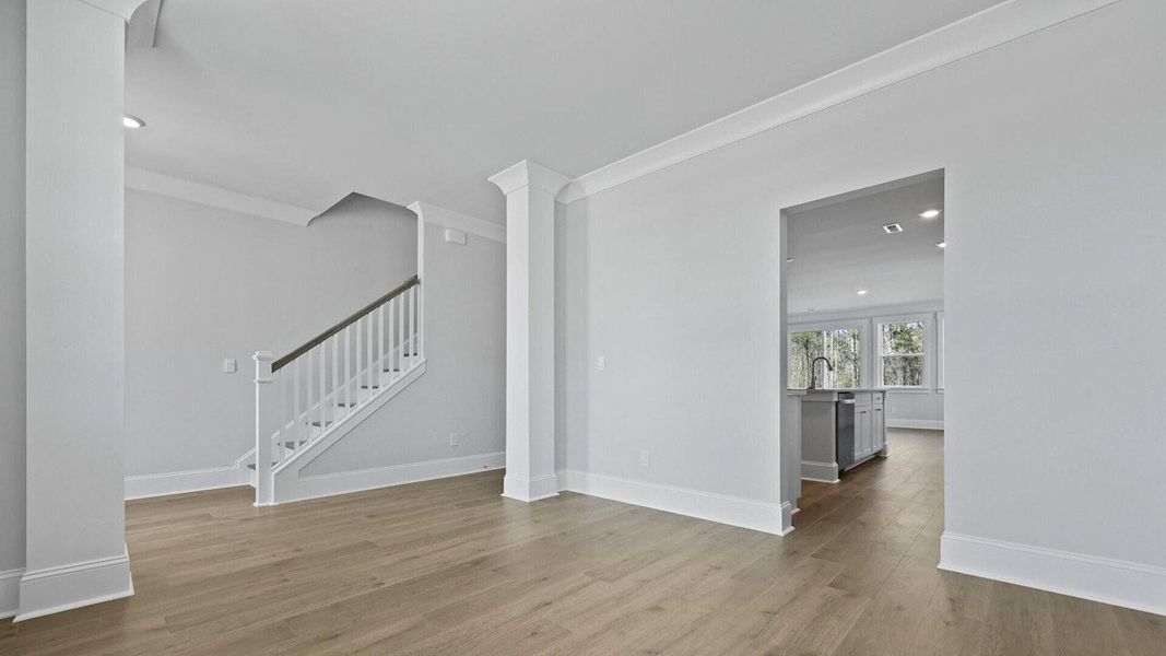 Spacious, unfurnished interior of a new home in Sheep Island, Summerville (Image 9). Spacious, unfurnished interior of a new home in Sheep Island, Summerville (Image 9).
