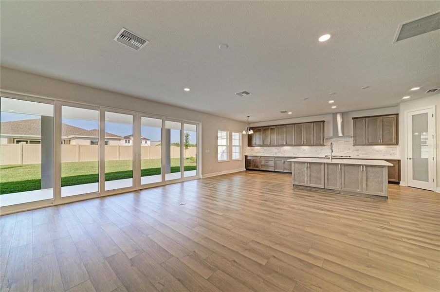 Spacious, unfurnished interior of a new home in Pasadena Woods, Pasadena Hills (Image 46).