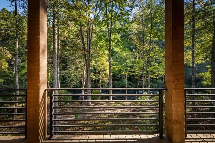 Natural landscape and outdoor views near in Ellijay (Image 21). Natural landscape and outdoor views near in Ellijay (Image 21).
