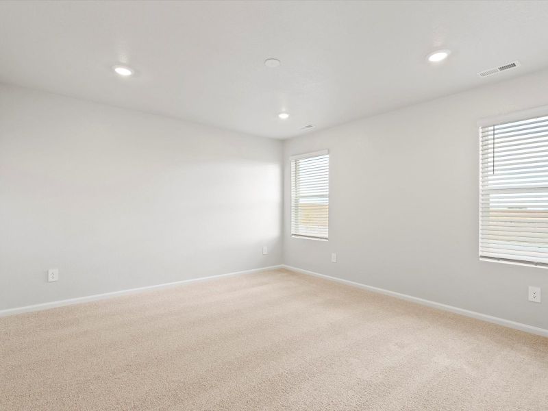 Spacious, unfurnished interior of a new home in Lake Bluff, Greeley (Image 12). Spacious, unfurnished interior of a new home in Lake Bluff, Greeley (Image 12).