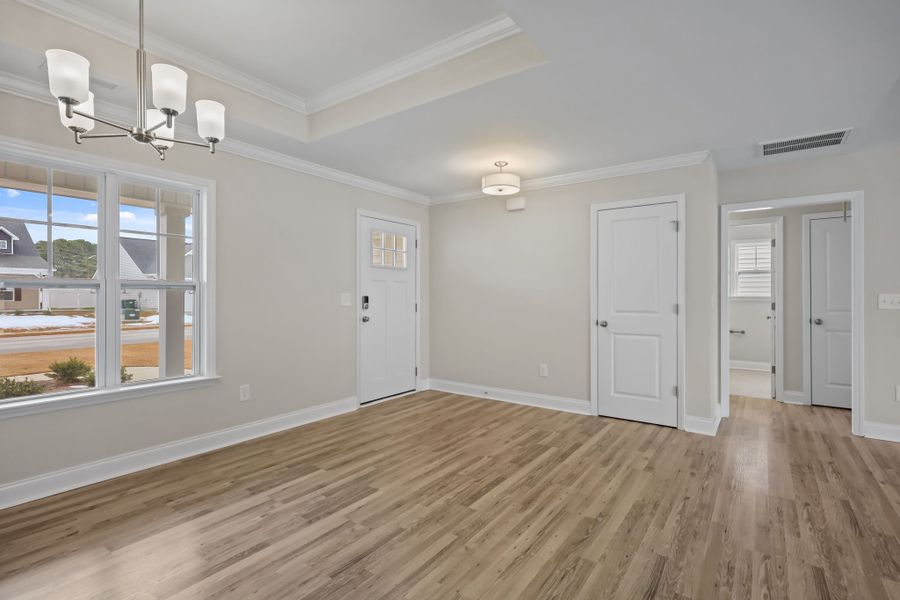 Representative unfurnished interior of a home built from the Hardy by Bill Clark Homes in Laurel Oaks, Greenville (Image 13).