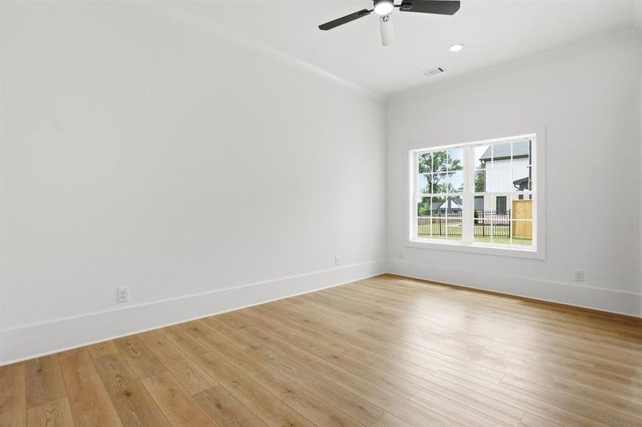 Spacious, unfurnished interior of a new home in , Marietta (Image 23).