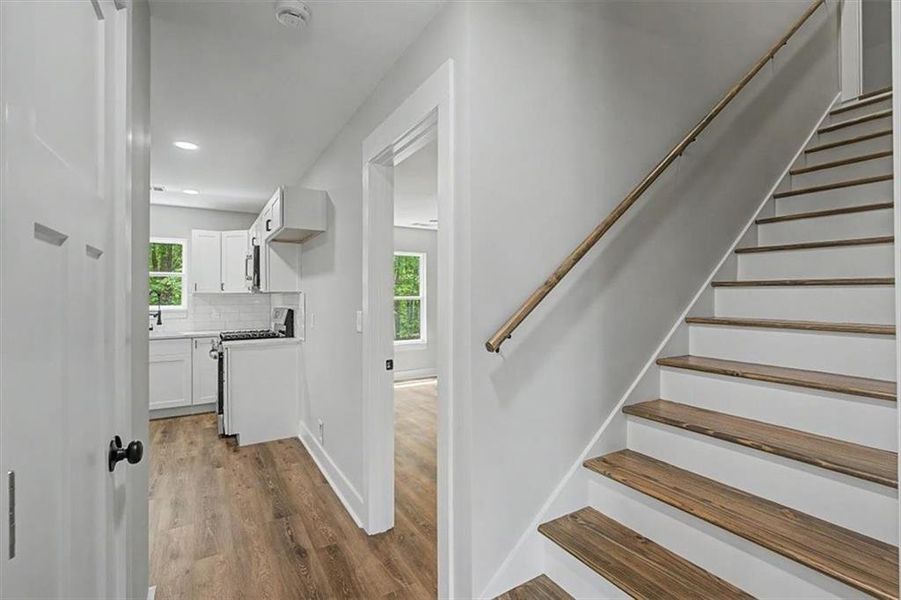 Spacious, unfurnished interior of a new home in , Emerson (Image 22).