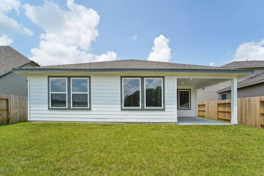 Front exterior of a new home in , New Caney, TX, highlighting curb appeal (Image 2). Front exterior of a new home in , New Caney, TX, highlighting curb appeal (Image 2).