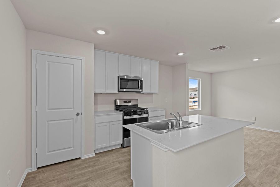 Furnished interior view inside a new home in Sunset Oaks, Maxwell (Image 6).