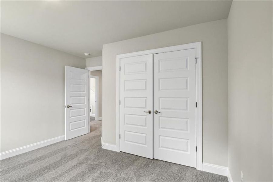 Spacious, unfurnished interior of a new home in Tuscany Hills, Douglasville (Image 31).