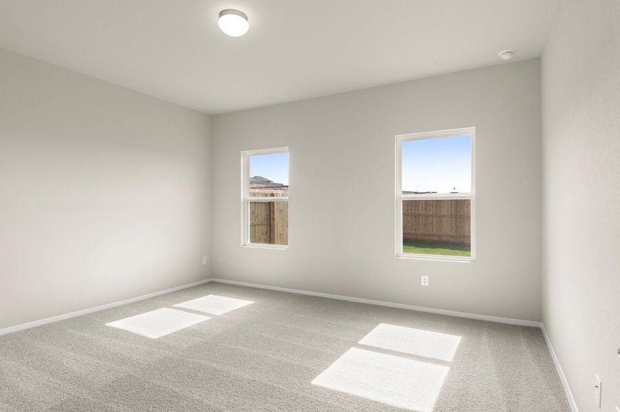 Spacious, unfurnished interior of a new home in Cloverleaf, Austin (Image 20).