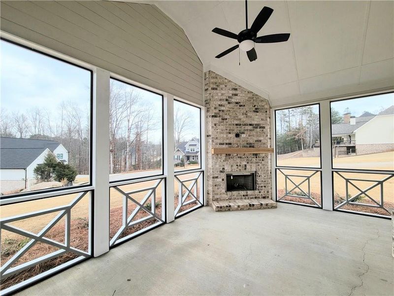 Exterior details and patio area of a home in , Jefferson (Image 4).