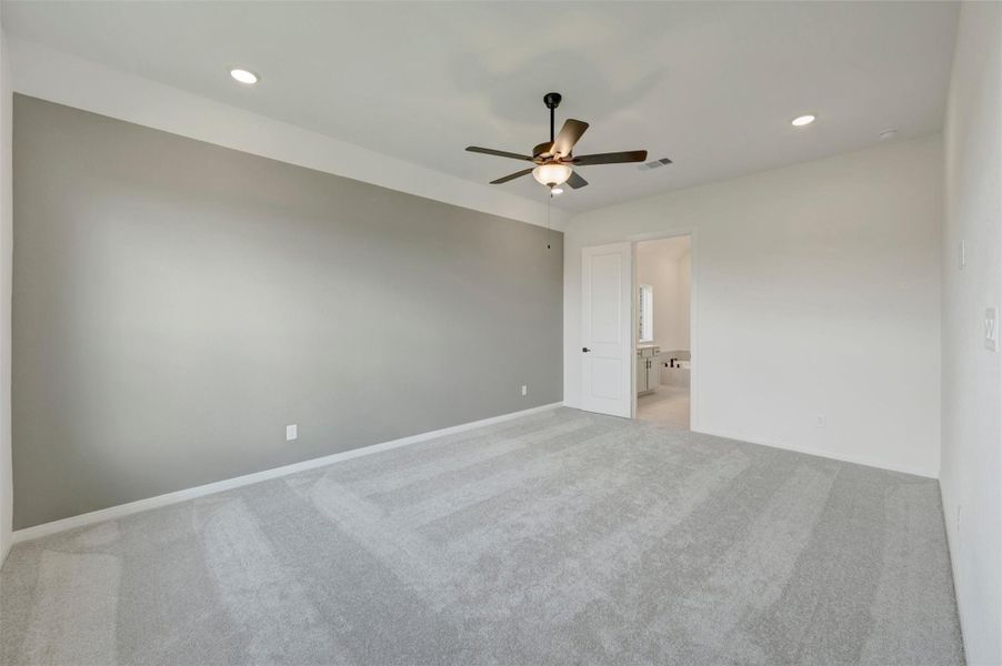 Spacious, unfurnished interior of a new home in The Grand Prairie - Meadow Collection, Hockley (Image 34).